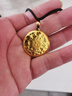 金水堂黃財(cái)神心經(jīng)吊墜招財(cái)掛件銅合金藏式手機(jī)鏈女鑰匙扣婦女節(jié)禮物 黃財(cái)神—大號(hào)吊墜 曬單實(shí)拍圖