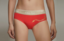 Calvin Klein內衣女士本命年金色龍紋印花ck防夾臀半包臀三角內褲女QF7510AD XAT-胭脂紅 1條 S 曬單實(shí)拍圖