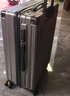 游樂者（MUSIC TRAVELS）行李箱高顏值拉桿箱多功能防刮耐磨防爆拉鏈密碼箱結(jié)實(shí)耐用旅行皮 星空灰【雙充電口+掛鉤杯架】 20英寸 -登機(jī)箱-側(cè)邊無側(cè)提手 曬單實(shí)拍圖