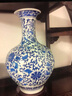 萬益宏景德鎮(zhèn)陶瓷花瓶大號(hào)手繪青花瓷梅瓶中式插花仿古瓷瓶客廳擺件裝飾 青花纏枝賞瓶 小號(hào) 高 （送 36cm 曬單實(shí)拍圖