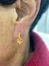 千影珠寶黃金耳環(huán)女款9999足金耳飾素金耳墜樹(shù)葉楓葉真金耳圈媽媽按克 重約1.84-2.1g(含工費(fèi)35) 曬單實(shí)拍圖