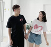 啄木鳥(niǎo)（TUCANO）一裙一衣情侶裝t恤男女款2025新款?lèi)?ài)心女裝夏季連衣裙T恤套裝 【小眾愛(ài)心】女白色連衣裙+男白 2XL M 女款M+男款XXL 曬單實(shí)拍圖