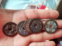 珍如意五帝錢(qián)真品銅錢(qián)入戶門(mén)出入平安壓門(mén)檻過(guò)門(mén)石下裝修正品五銖錢(qián)古幣 【紅布粘好】乾嘉真品 曬單實(shí)拍圖