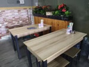 瀾虞 快餐桌椅組合早餐店餐館飯店小吃餐廳食堂吃飯桌子餐桌椅子排檔 120*60帶四個(gè)凳子(淺胡桃+黑架) 曬單實(shí)拍圖