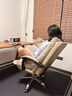 自然元素 電腦椅家用舒適久坐辦公椅子沙發(fā)電競座椅可躺靠背轉椅老板椅 米白色 +腳踏（PU皮革）高彈海綿 曬單實(shí)拍圖