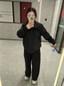 鴨鴨（YAYA）【90+系列】輕薄羽絨服女短款2024冬季新款時尚連帽保暖外套KL 黑色 M (160) 曬單實拍圖
