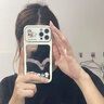 鹿途者 DEERWALK鏤空鏡面蠟筆小新iPhone16手機(jī)殼適用蘋果15/14promax自帶鏡頭膜12軟殼13pro可愛卡通新款全包防摔 鏤空鏡面-蠟筆小新 iPhone 16 Pro Max 曬單實(shí)拍圖