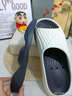 潔麗雅踩屎感運動(dòng)涼拖鞋男士夏季2025新款防滑防臭健身沙灘拖鞋男外穿 白黑【黑科技鞋墊】 42-43 【標準碼】 曬單實(shí)拍圖