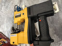 瑞工牌 GK9-890D手提式無線電動(dòng)縫包機(jī)封包機(jī)小型編織袋封口機(jī)打包機(jī) 36V戶外便攜鋰電池縫口機(jī) GK9-890D型黃色（36V鋰電池充電款） 曬單實(shí)拍圖