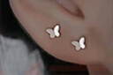 玖維婭 S999足銀耳釘女小蝴蝶氣質(zhì)耳飾2026新款小巧簡(jiǎn)約睡覺(jué)免摘養耳洞 3D簡(jiǎn)約蝴蝶足銀耳釘【禮盒裝】 曬單實(shí)拍圖