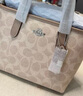 蔻馳（COACH）【品牌直供】女士CITY15小號手提單肩斜挎托特包拿鐵色CW032 曬單實拍圖