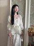舒芳蝶（shufangdie）連衣裙女2025夏季法式氣質(zhì)蕾絲拼接收腰露背防曬襯衫吊帶裙兩件套 防曬襯衫+吊帶裙 M 曬單實(shí)拍圖