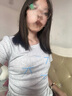 妙奕嘉灰色短袖正肩t恤女新款2025上衣夏季顯瘦遮肚子潮流新款內(nèi)搭寬松 蝴蝶結(jié)印花短袖t恤【淺灰色】 L 【建議105-125斤】 曬單實(shí)拍圖