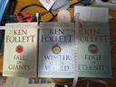 肯福萊特世紀三部曲 英文原版 Ken Follett 當代經(jīng)典歷史小說(shuō) 世界讀者平均3個(gè)通宵讀完 巨人的隕落+世界的凜冬+永恒的邊緣 世紀三部曲 曬單實(shí)拍圖