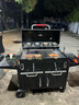 FIREPLUS燒烤爐戶外燒烤架家用多功能電動美式悶烤爐庭院BBQ爐子商用木炭 烏列【烤爐+工具箱套裝+ 自動烤雞架】 曬單實拍圖