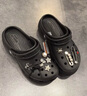 卡駱馳（crocs）男女鞋經(jīng)典洞洞鞋戶(hù)外休閑時(shí)尚潮流沙灘鞋涼拖鞋 10001-001 41-42 曬單實(shí)拍圖