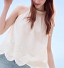 百圖betu女裝2025夏季新款襯衫圓領(lǐng)100%棉刺繡花瓣下擺上衣女2504T40 淺杏色 S 曬單實(shí)拍圖