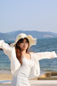 JIOESC波浪邊花朵編織草帽女夏季法式海邊度假太陽帽大帽檐遮陽防曬帽子 奶白色 56-58cm 曬單實拍圖