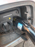 皇馳 充電槍3.5KW隨車(chē)充 新能源電動(dòng)汽車(chē)家用便攜式充電樁電器特斯拉比亞迪埃安理想su7 黑色/白色 3.5KW 8A/16A-10米純銅線(xiàn) 炫酷黑 曬單實(shí)拍圖