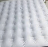 探險(xiǎn)者充氣床墊自動(dòng)充氣墊床打地鋪家用戶外露營單雙人睡墊子可拆卸 【家庭三人】充氣床+靠背+枕頭 曬單實(shí)拍圖