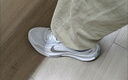 耐克（NIKE）官方JOURNEY RUN男子公路專(zhuān)業(yè)跑步鞋秋季緩震反光FN0228 104白/金屬銀/黑/灰石板藍(lán)/賽車(chē)藍(lán) 45 曬單實(shí)拍圖