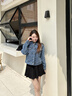 Calvin KleinJeans【CK潮殼】25春夏女士滿印美式復(fù)古牛仔夾克外套47B010G XE8-牛仔藍(lán) S 曬單實拍圖