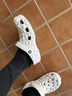 卡駱馳（crocs）洞洞鞋男女鞋 經(jīng)典榴蓮Clog沙灘休閑鞋涼拖鞋 209563-100 M7W9 曬單實(shí)拍圖