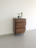 青春潮 實(shí)木五斗柜 簡(jiǎn)約客廳五斗柜邊柜 北美黑胡桃木抽屜柜 臥室儲物柜 五斗（75*42*115） 曬單實(shí)拍圖