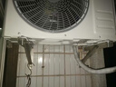 ZKHE空調(diào)外機(jī)減震墊加厚隔音墊通用機(jī)腳膠墊防震底座橡膠墊隔振墊踋膠 空調(diào)外機(jī)減震墊【4只裝】1-1.5P 加厚牢固,減震降噪 曬單實(shí)拍圖