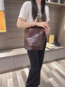 古士旗法國品牌包包女包2025新款單肩包女士斜挎水桶包七夕情人節(jié)禮物 咖啡色【coffee】 送老婆送女友送閨蜜送媽媽 曬單實拍圖