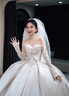 勤馳新品緞面法式抹胸婚紗禮服25新款新娘小個(gè)子在逃公主大拖尾 白色齊地婚紗 M 均碼 曬單實(shí)拍圖
