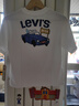 Levi's【涼感透氣】李維斯兒童男童小汽車(chē)短袖T恤2025夏季透氣童裝 明亮白 130 /64 【建議身高116-122cm】 曬單實(shí)拍圖
