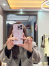 圣圖朗液態(tài)小羊皮草莓小熊適用iphone15promax蘋果13手機殼新款14plus小眾高級感12硅膠全包11防摔保護套 液態(tài)小羊皮草莓小熊-草紫色 iPhone 15 Pro Max 曬單實拍圖