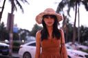 文枝草編帽子女士遮陽帽夏鏤空草帽大檐太陽帽漁夫海邊帽子女 彩虹豆豆編織草帽【米色】 曬單實(shí)拍圖