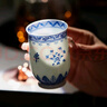 景德鎮陶瓷釉下彩細繪山水茶杯手繪個(gè)人品茗青花主人杯喝茶功夫茶具家用 內外細繪山水杯 曬單實(shí)拍圖