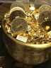 圣璃實心沙金小元寶迷你小金條辦公室銅聚寶盆裝飾品仿真金元寶擺件 【招財進寳】小金條+小元寶【共66顆】 曬單實拍圖