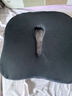 黑蒼 冰絲乳膠坐墊夏季夏天涼感人體工學(xué)椅子墊辦公室痔瘡汽車(chē)久坐 【德絨黑】 43*38*10cm 曬單實(shí)拍圖
