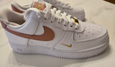 耐克NIKE七夕禮物 女空軍一號 AIR FORCE 1運動鞋 CZ0270-103白粉37.5 曬單實拍圖