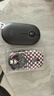 羅技（Logitech）時(shí)尚系列LOGITECH PEBBLE無線藍(lán)牙鼠標(biāo)雙模無線辦公靜音鼠標(biāo) Mac ipad鼠標(biāo)鵝卵石大耳狗玉桂狗聯(lián)名 酷洛米-棋盤 曬單實(shí)拍圖