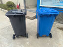 啟德 戶(hù)外垃圾桶大號可掛車(chē)特厚商用環(huán)衛分類(lèi)桶帶輪翻蓋工業(yè)酒店小區物業(yè)垃圾桶 新料特厚款黑色【其他垃圾】 240L強化掛車(chē)款【56*70*102cm】 曬單實(shí)拍圖