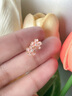 法卡曼S999足銀櫻花耳釘養(yǎng)耳清新迷你耳環(huán)女生日禮物櫻花耳釘 曬單實拍圖