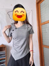 妙奕嘉短袖t恤女夏季新款潮流正肩上衣女士時(shí)尚洋氣高級(jí)感顯瘦遮肚子 不規(guī)則翻領(lǐng)蝴蝶結(jié)短袖【灰色】 L 【建議105-120斤】 曬單實(shí)拍圖