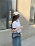 Calvin KleinJeans25夏季女士潮流美式ck印花純棉撞色圓領(lǐng)短袖上衣T恤47B808G VVD-月光白/藏青 M 曬單實(shí)拍圖