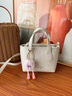 viney水桶包包女包品牌手提包斜挎包生日禮物送女友老婆 【米白】實(shí)用高檔洋氣單肩包 時(shí)尚小眾輕奢菜籃子小包 曬單實(shí)拍圖
