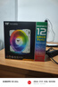 Thermaltake（Tt）耀影SWAFAN EX 機(jī)箱風(fēng)扇（磁吸式/正反轉(zhuǎn)替換葉/神光同步/12cm風(fēng)扇*3） SWAFAN EX12 ARGB 白 磁吸串聯(lián) 曬單實(shí)拍圖