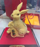 鼎瑞萊黃金兔子擺件工藝品客廳生肖兔年新年春賀歲禮物年會(huì )禮品 金兔送福中號 曬單實(shí)拍圖