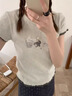 巧丂大碼胖mm木耳邊獨特漂亮初夏上衣女2025新款灰色印花正肩短袖T恤 灰色 請根據(jù)詳情數(shù)據(jù)選碼 L 曬單實拍圖