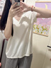 UR2025秋季新款女裝氣質(zhì)簡(jiǎn)約肌理感純色V領(lǐng)T恤UWM450162 曬單實(shí)拍圖