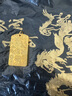 御鏡福金包銀吉言方牌實心手鐲足金999足銀純手工鏨刻平安黃金項墜送禮 金包銀吉言吊墜-贈黑繩 包金3克-總重約21克 曬單實拍圖