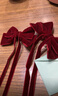 歐陽(yáng)先生在逃公主發(fā)飾酒紅色絲絨蝴蝶結對夾飄帶發(fā)卡秋冬甜美頭飾日韓邊夾 紅色絲絨蝴蝶結發(fā)夾一對 曬單實(shí)拍圖